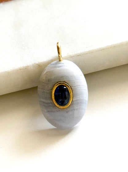 Blue Lace Agate/Bezel Kyanite Inlay Pendant