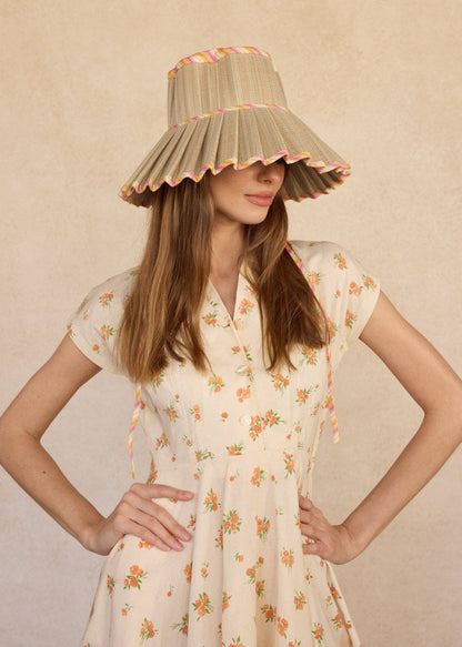 Sun Bed | Luxe Capri Hat