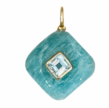 Rhombus Charms