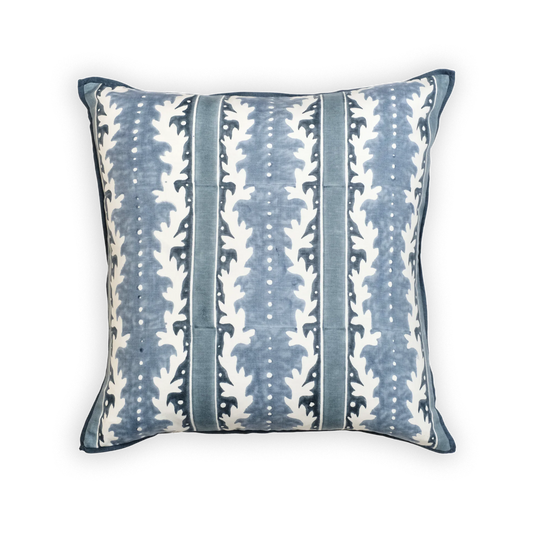 Gustavia Pillow Navy 22x22